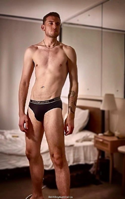LeoXL Gay Escort Sydney 0423571202 BoyExpress.net