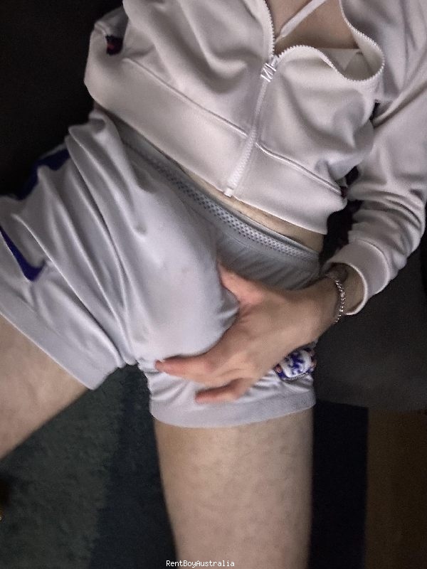 LeoXL Gay Escort Sydney 0423571202 BoyExpress.net