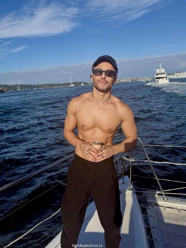 SJKing Gay Escort Sydney 0455350001 BoyExpress.net